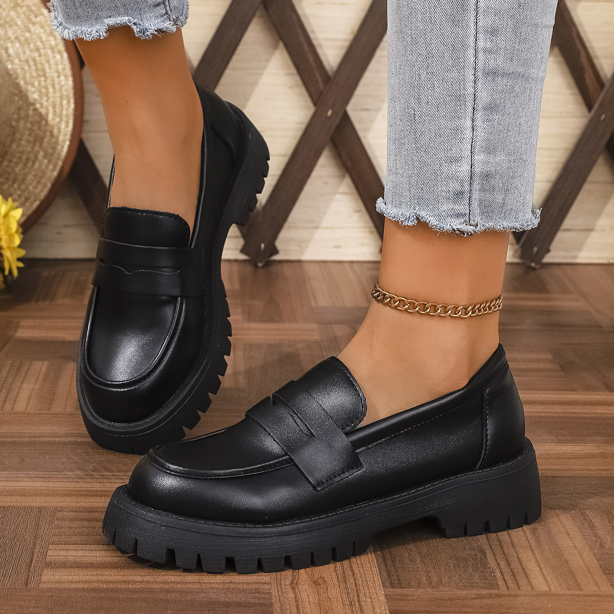 Women's British Style Thick Bo – обзор и цена Patent Leather Oxford