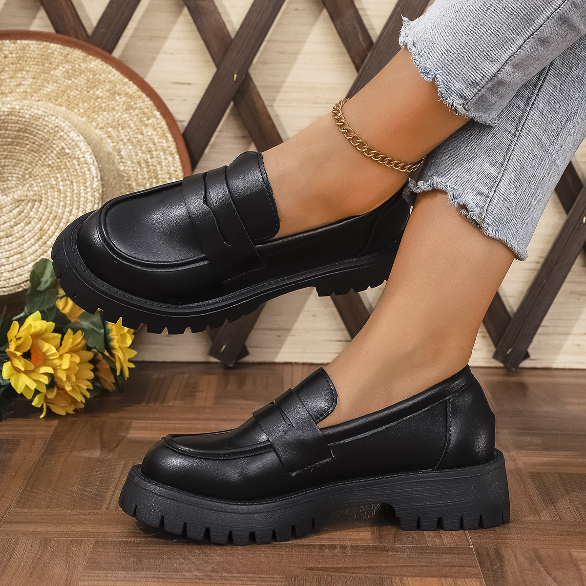 Women's British Style Thick Bo – обзор и цена Patent Leather Oxford